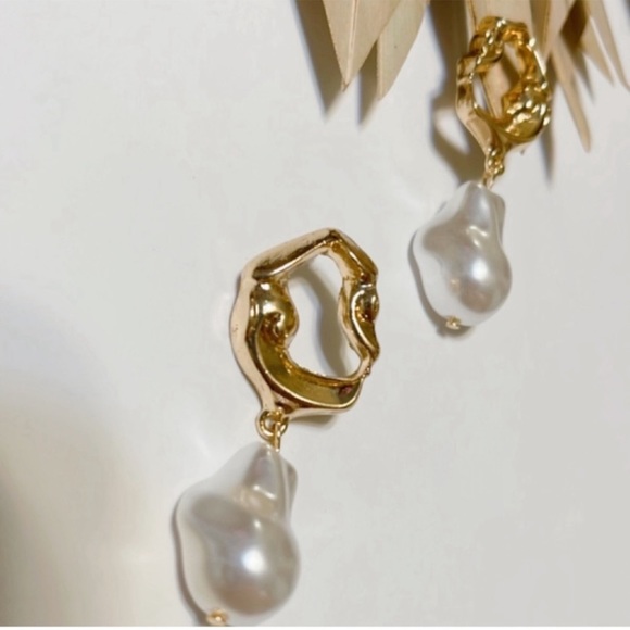 Earl drop earrings - Picture 4 of 8